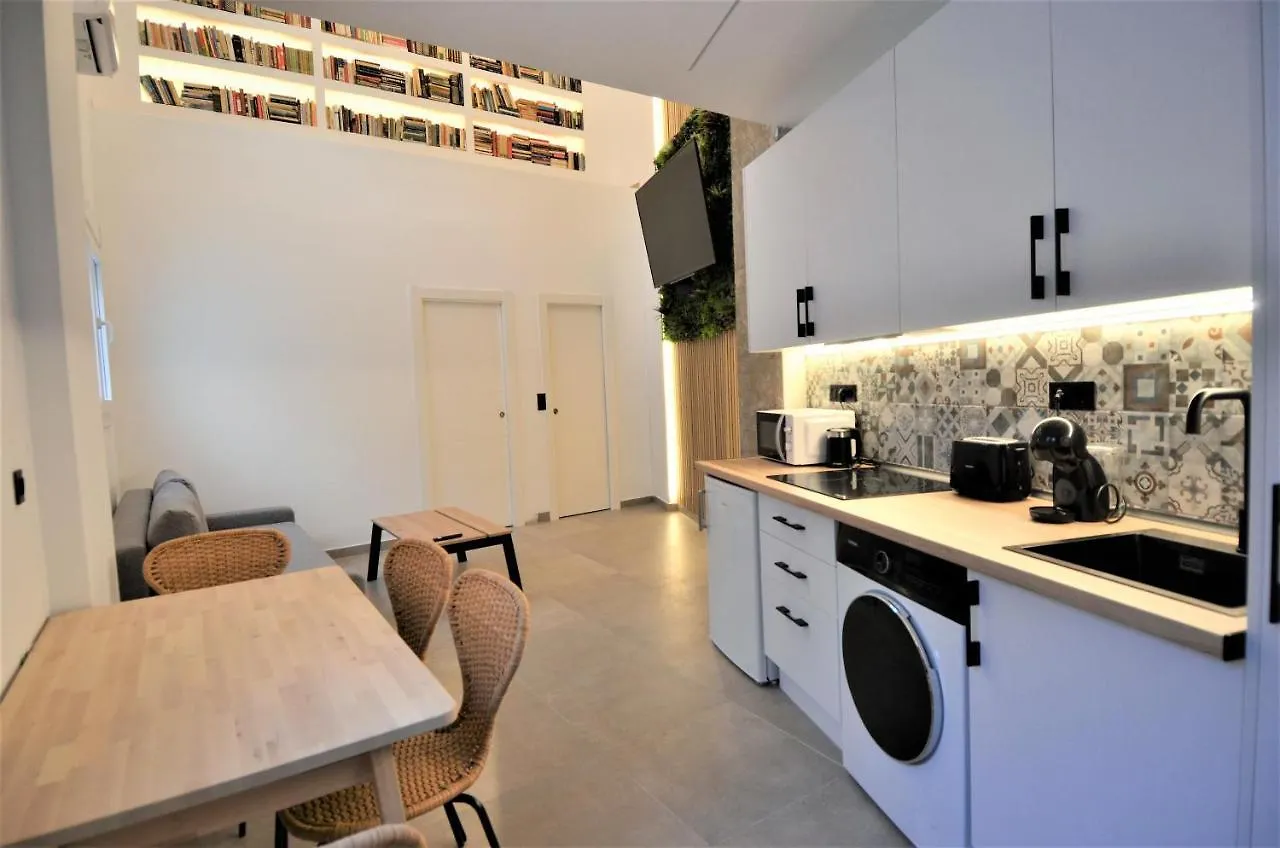 Apartmán Biblioteca De Lujo En El Centro Historico De Màlaga 0*,
